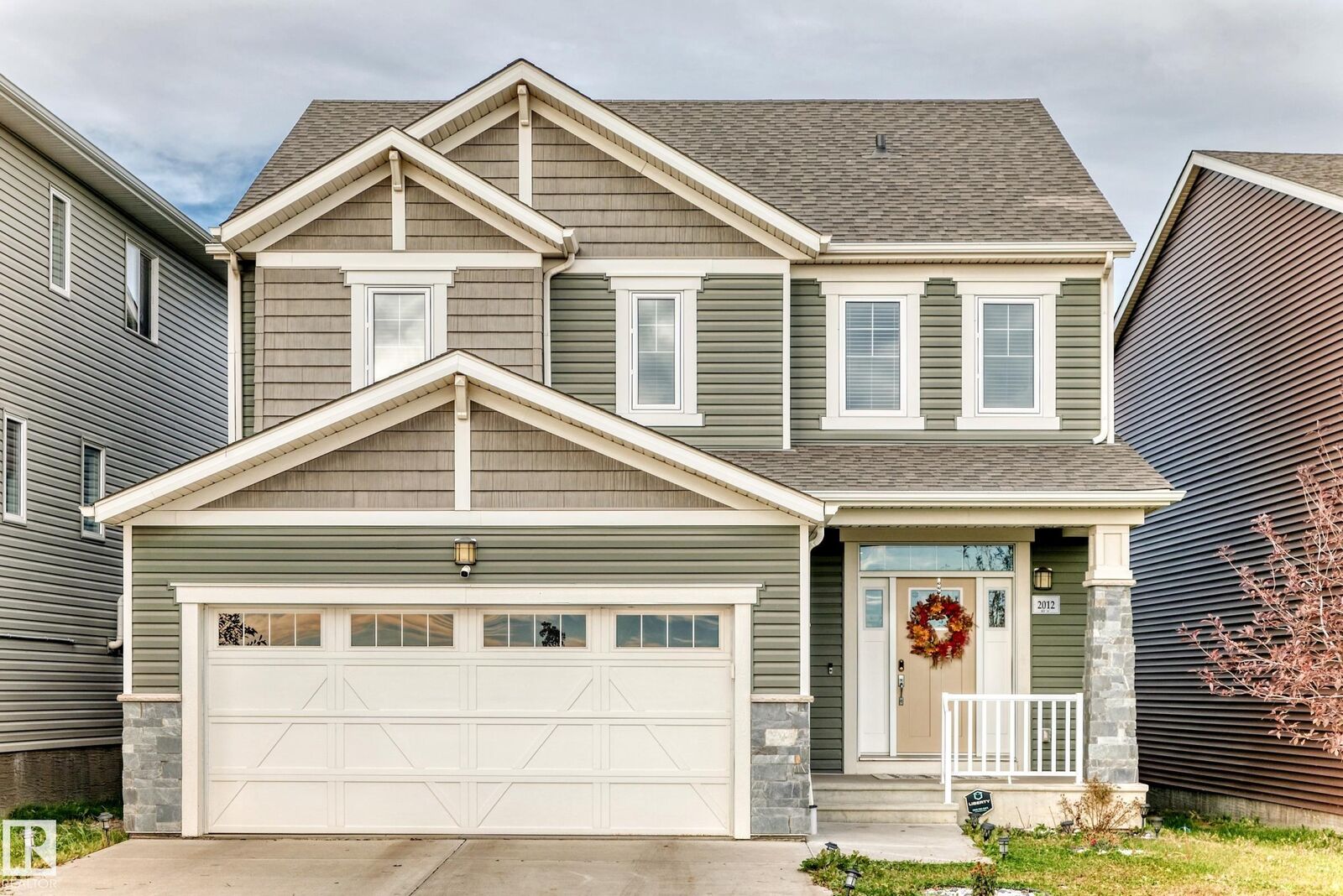 Property Photo: 2012 200 Street NW AB T6M 0X7