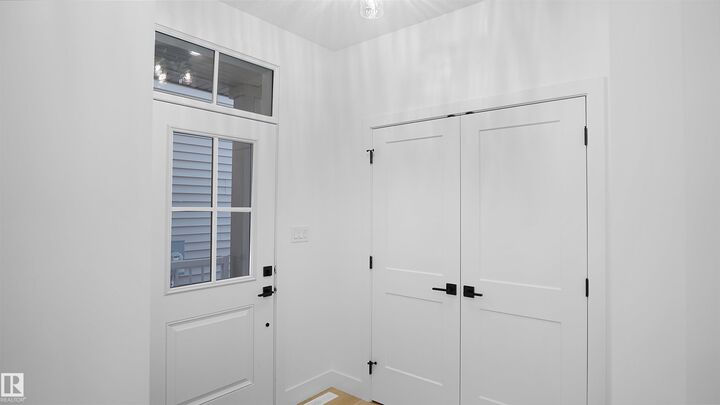 Property Photo: 711 31 Avenue NW AB T6T 2V6