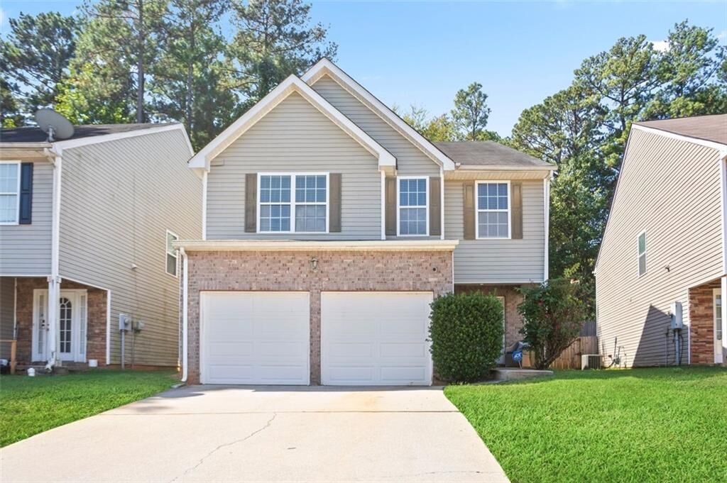 Property Photo: 7813 Newbury Drive GA 30236