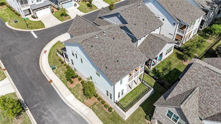 Property Photo:  233 Scottsdale Drive  GA 30064 