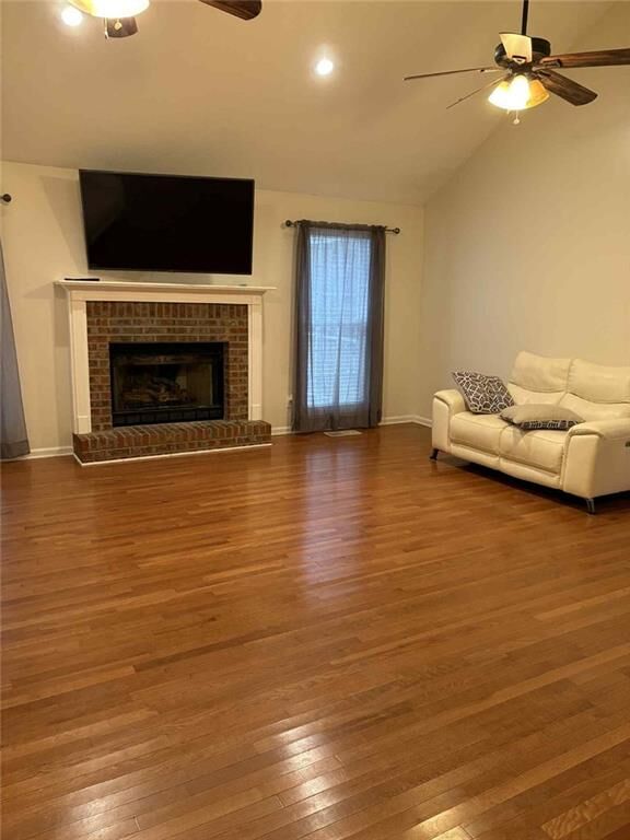 Property Photo: 68 Lancaster Way GA 30263