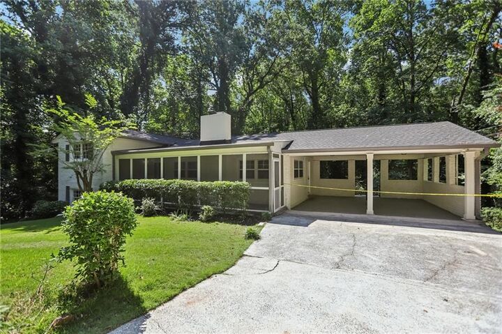 Property Photo:  2436 Ovidia Circle SW  GA 30311 