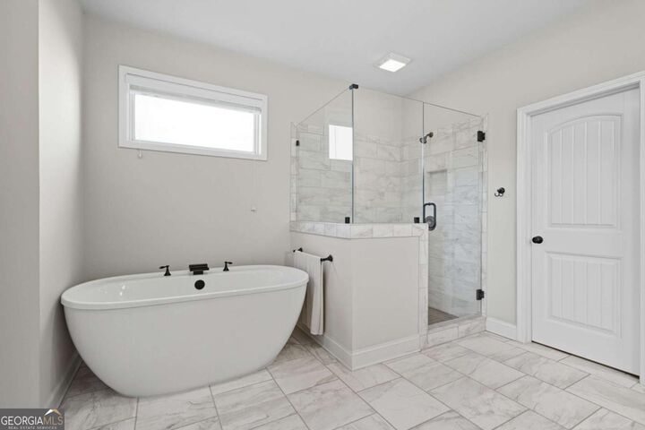 Property Photo: 3505 Knobcone Drive GA 30040