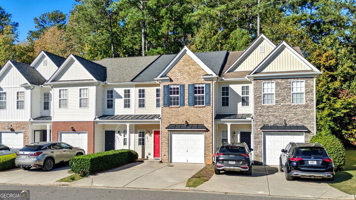 Property Photo:  2913 Greyhawk Lane  GA 30040 