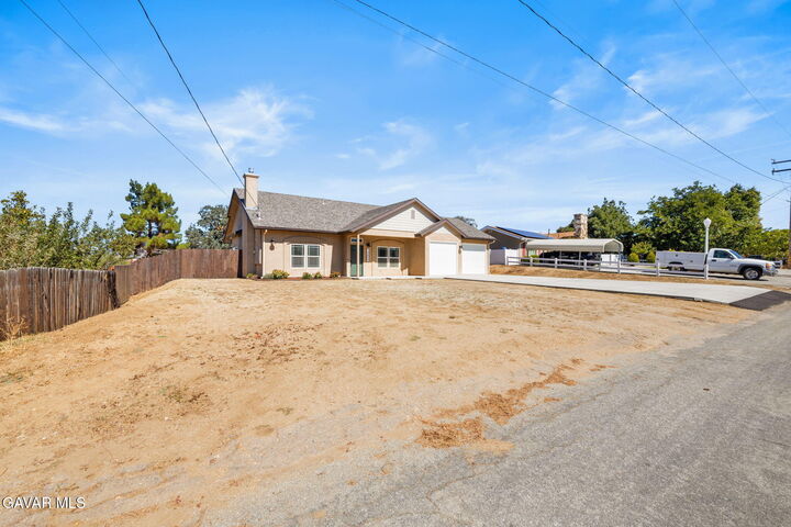 Property Photo:  19809 Meadows Road  CA 93561 
