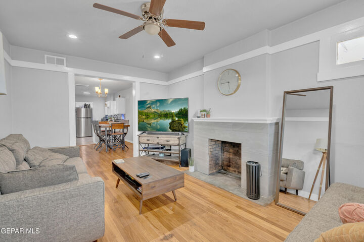 Property Photo: 2415 Pittsburg Avenue TX 79930