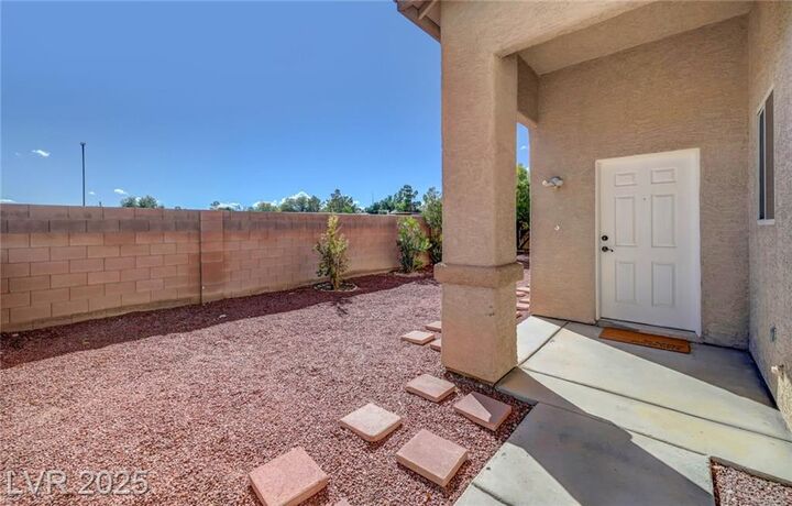 Property Photo: 2601 La Mata Street NV 89108