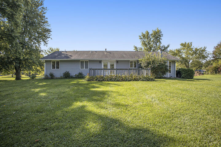 Property Photo: 3359 Blue Jay Drive IN 46383