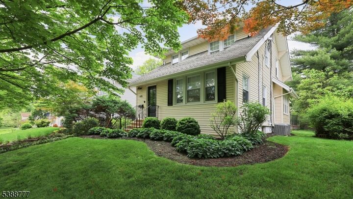 645 Kimball Ave  Westfield Town NJ 07090 photo