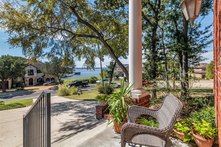 Property Photo: 12319 Pebble View Drive TX 77304