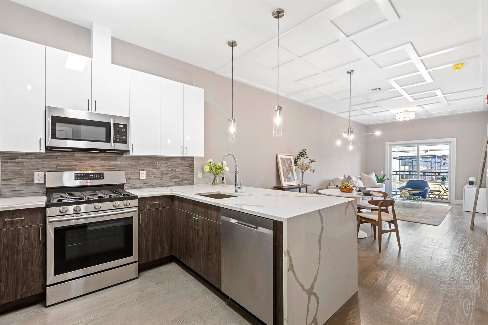 Property Photo: 313 Pine St 204 NJ 07304