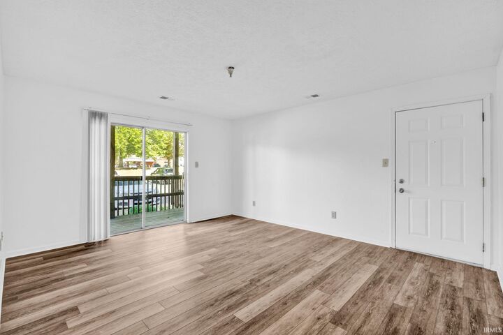 Property Photo: 3220 E John Hinkle Place B IN 47408