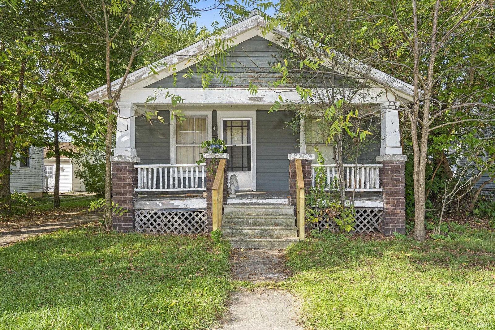 Property Photo: 2201 S Main Street IN 46517