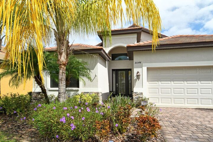Property Photo:  8044 Rio Bella Place  FL 34201 