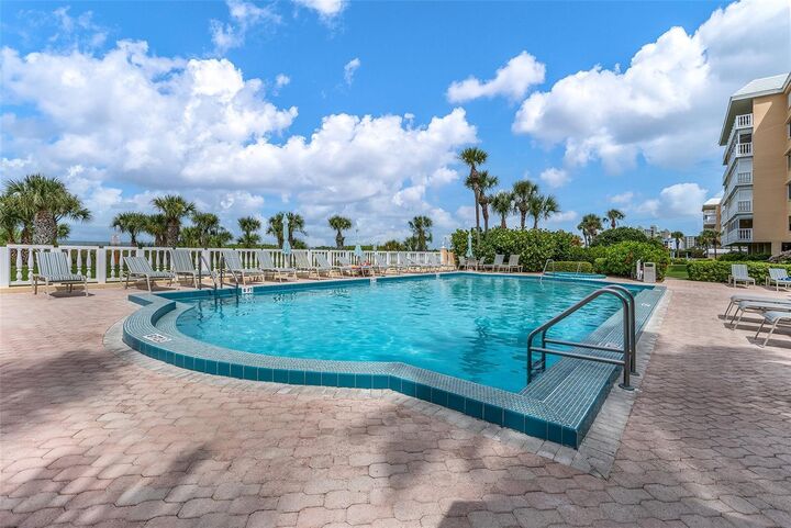 Property Photo: 6500 Sunset Way 308 FL 33706