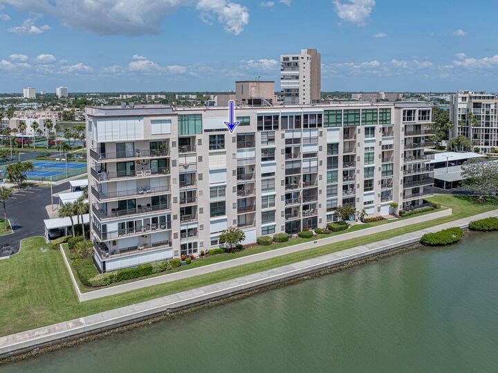 Property Photo:  7600 Sun Island Drive S 703  FL 33707 