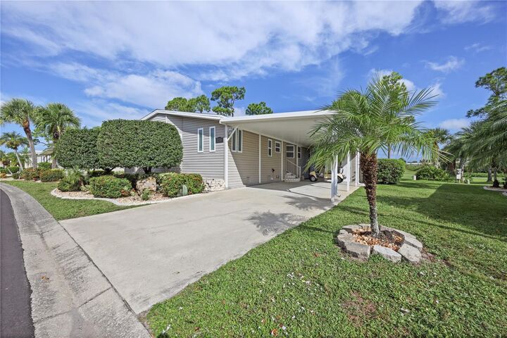 Property Photo: 2100 Kings Highway 778 FL 33980