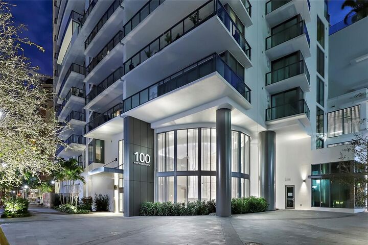 100 1st Avenue N 3307  St Petersburg FL 33701 photo
