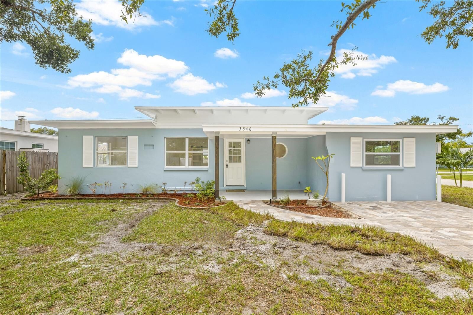 Property Photo: 3546 Tarlton Street N FL 33713