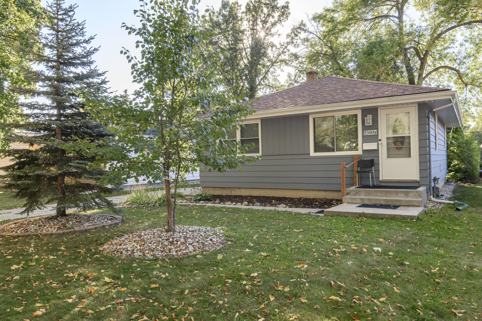 Property Photo:  4037 S 58th St  WI 53220 