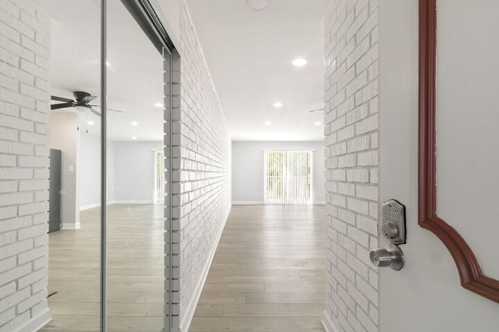Property Photo:  17000 Novak Drive 105  IL 60429