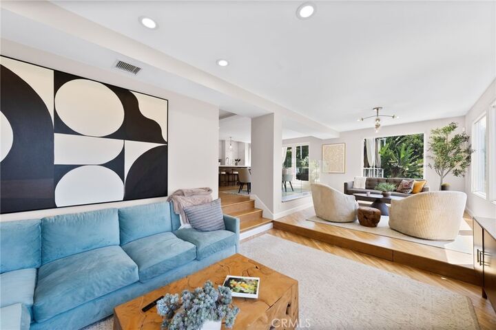 Property Photo: 1690 N Crescent Heights CA 90069