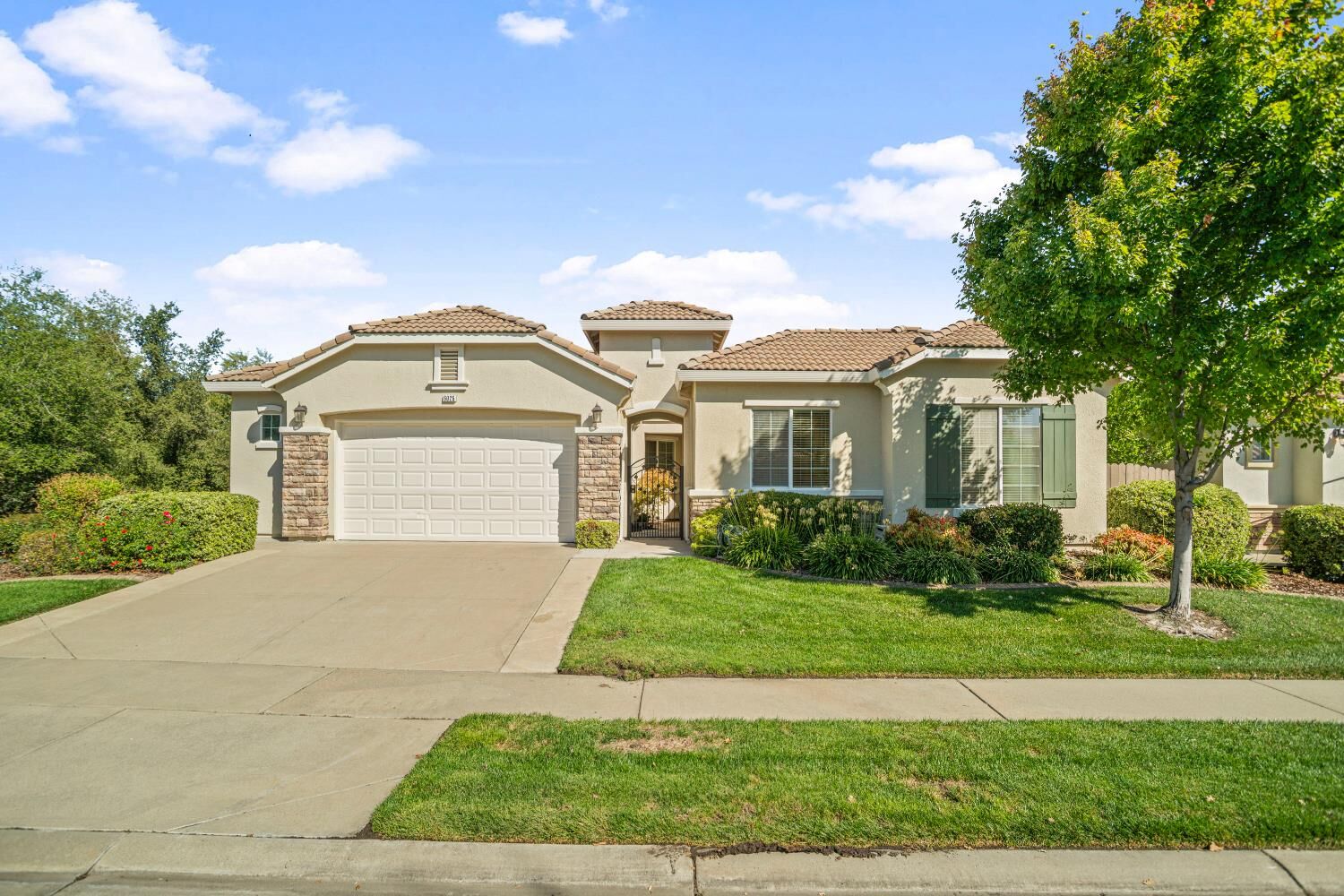 Property Photo:  6025 Creekberry Way  CA 95762 