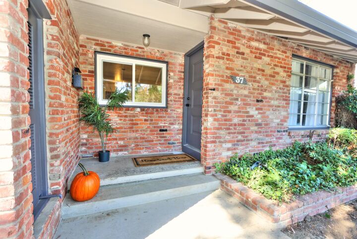 Property Photo: 37 Starlit Circle CA 95831