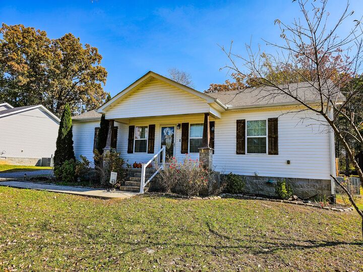 Property Photo: 2212 Patricia Dr TN 37160