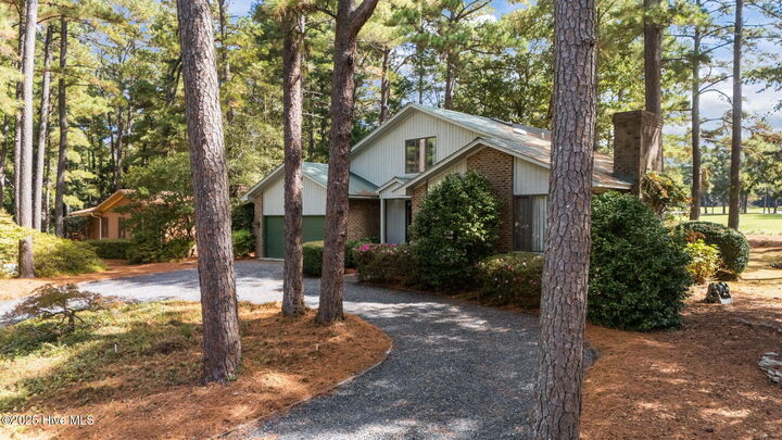 Property Photo: 4 Inverness Place NC 28374