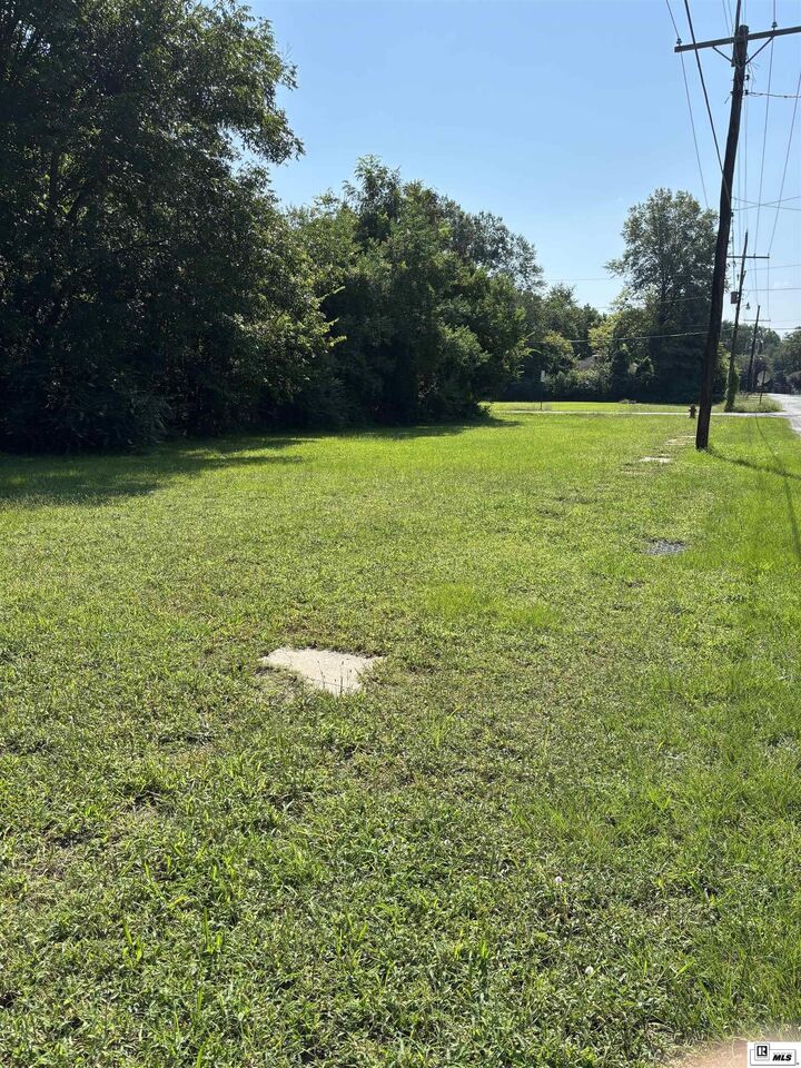 Property Photo: 1206 N 4th Street LA 71291