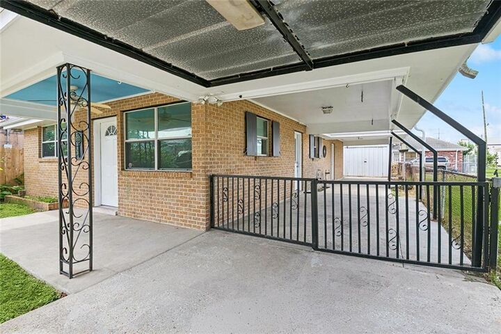 Property Photo:  3620 Sinclair Street  LA 70043