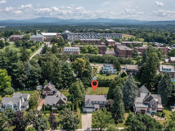 Property Photo:  44 Overlake Park  VT 05401 