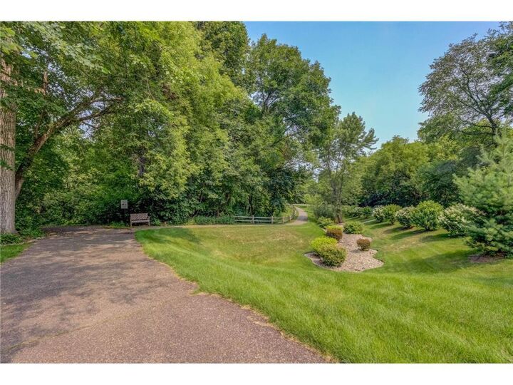 Property Photo:  3020 Saint Albans Mill Road 106  MN 55305 