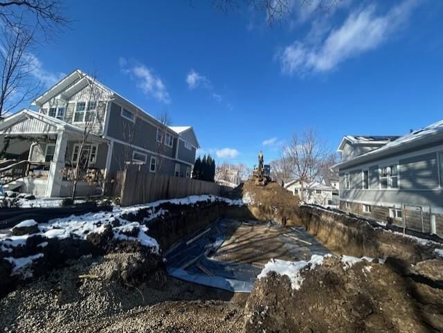 Property Photo: 1615 Stanford Avenue MN 55105