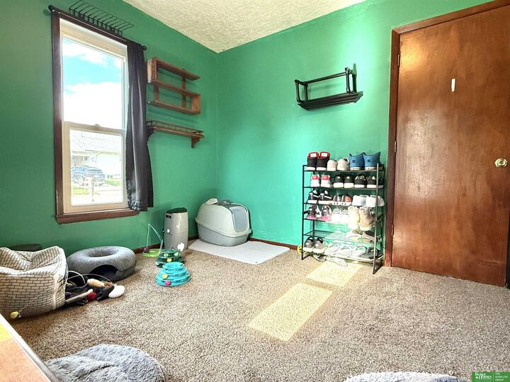 Property Photo: 320 E 4th Street NE 68467-0000