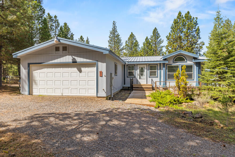 Property Photo:  22604 Horseshoe Way  OR 97601 