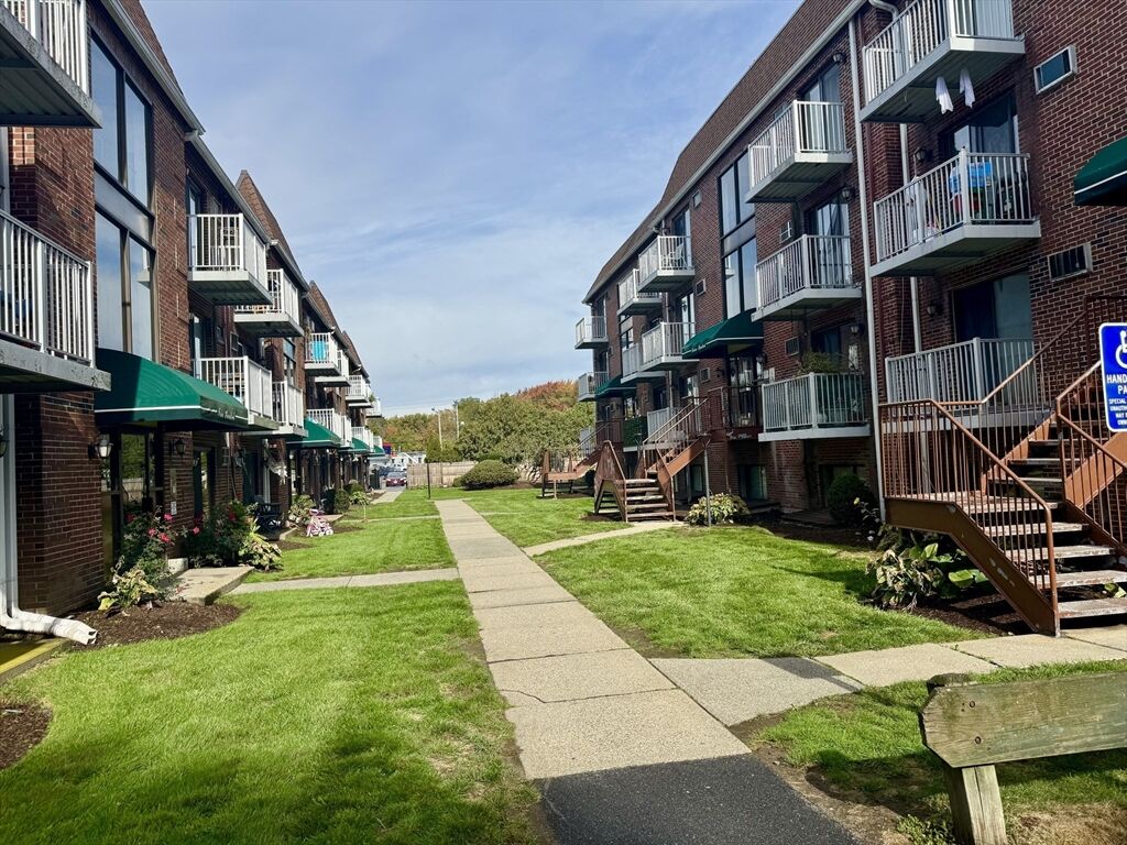 Property Photo:  1186 Worcester Rd 720  MA 01702 