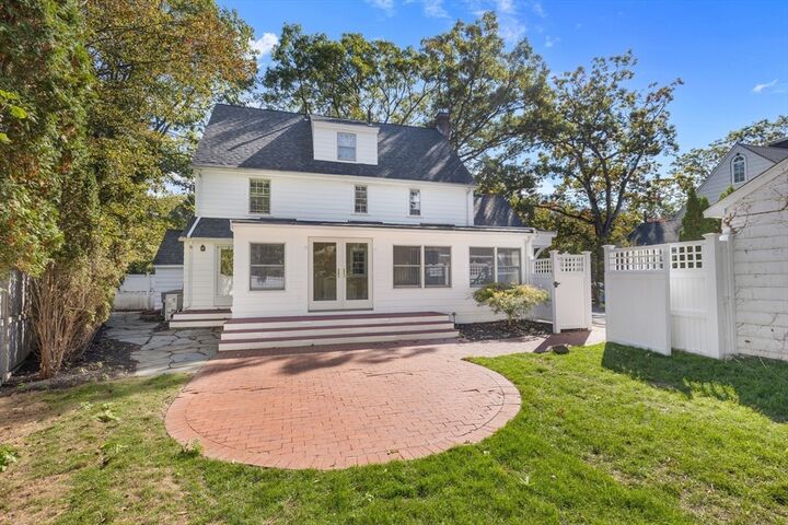 Property Photo: 35 Kingston Rd MA 02461