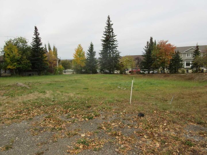 Property Photo: 5137 52 Street AB T4T 1E3