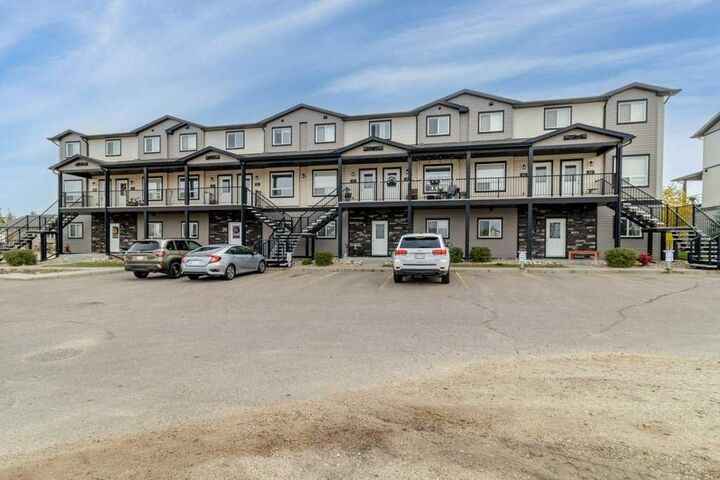 81 Willow Road 106  Blackfalds AB T4M 0J2 photo