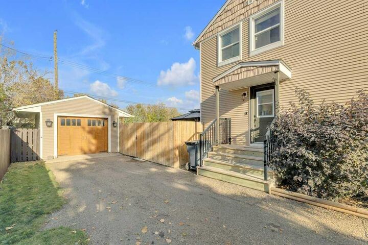 316 Spruce Street  Springbrook AB T4S 1V4 photo