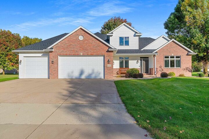 Property Photo: N3626 Rose Garden Way WI 54913