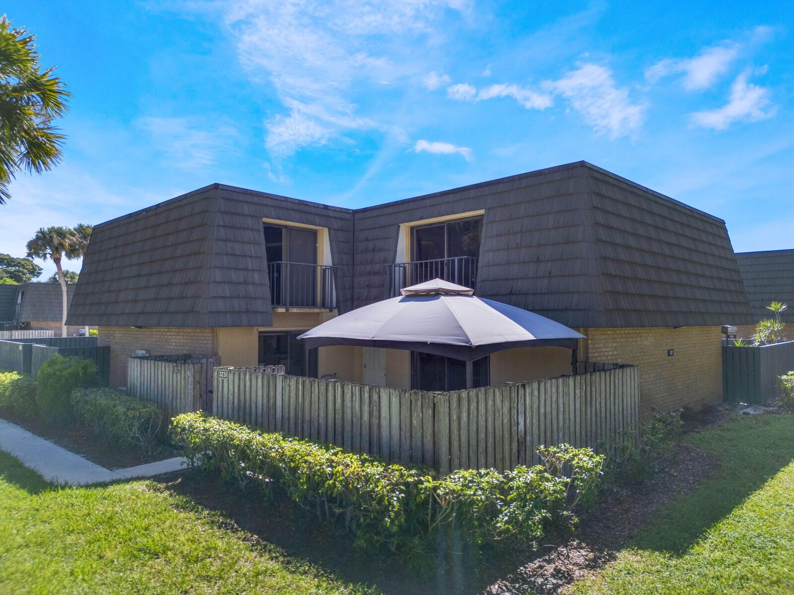 Property Photo: 3231 32nd Way FL 33407