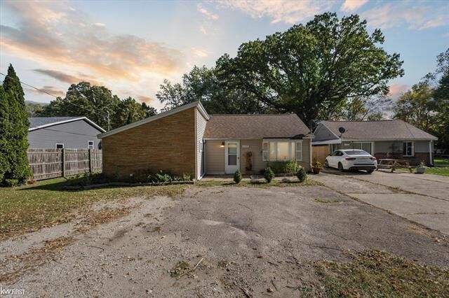 Property Photo:  1147 Rinn Street  MI 48509 