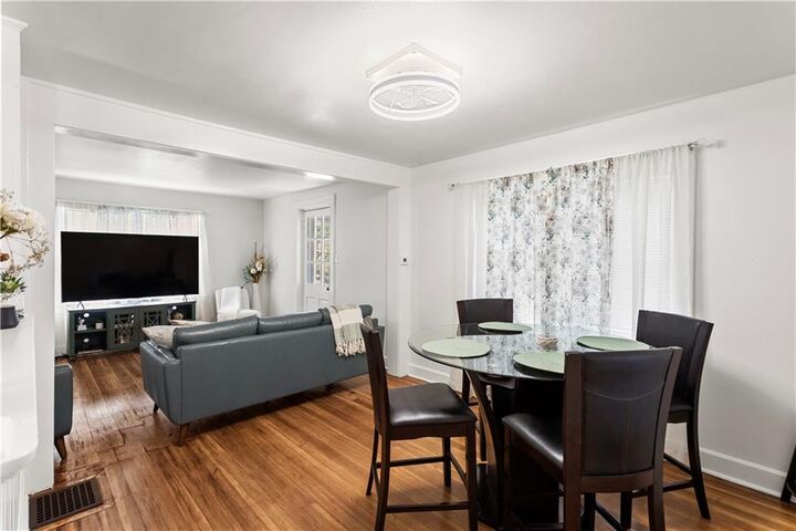 Property Photo:  476 Providence Street 1  RI 02893 