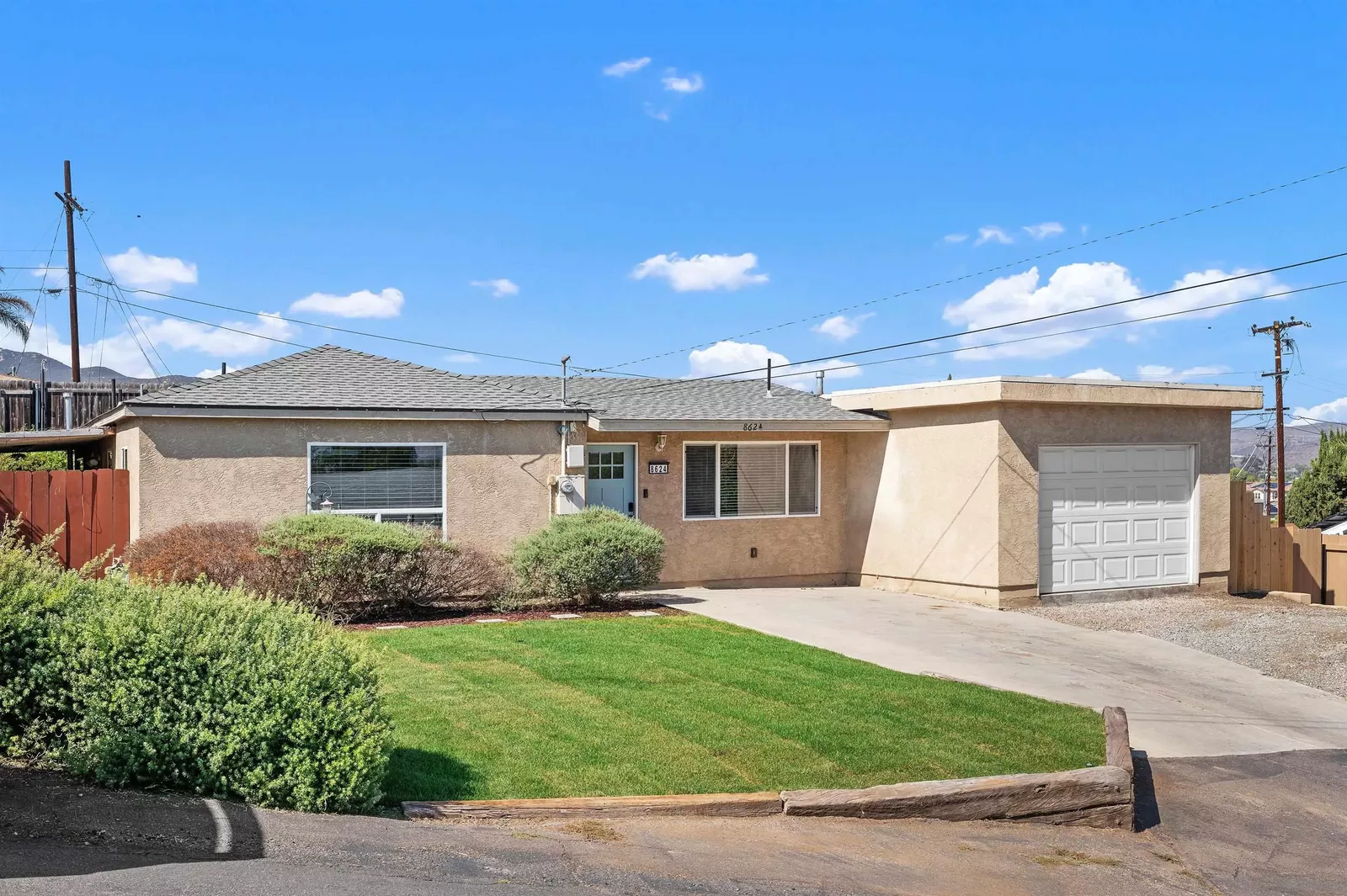 Property Photo:  8624 La Butte Ln  CA 92071 