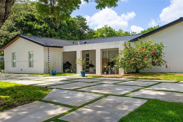 Property Photo:  7705 SW 171st Ter  FL 33157 