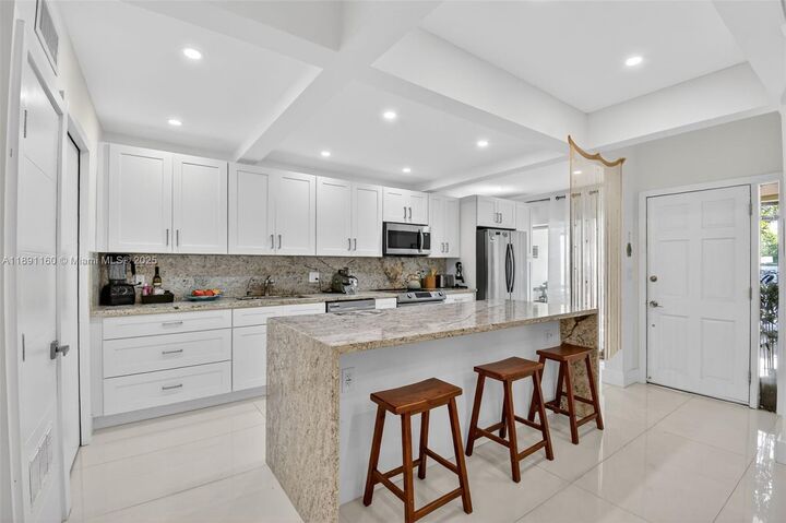 Property Photo:  19220 NE 25th Ave 274B  FL 33180 