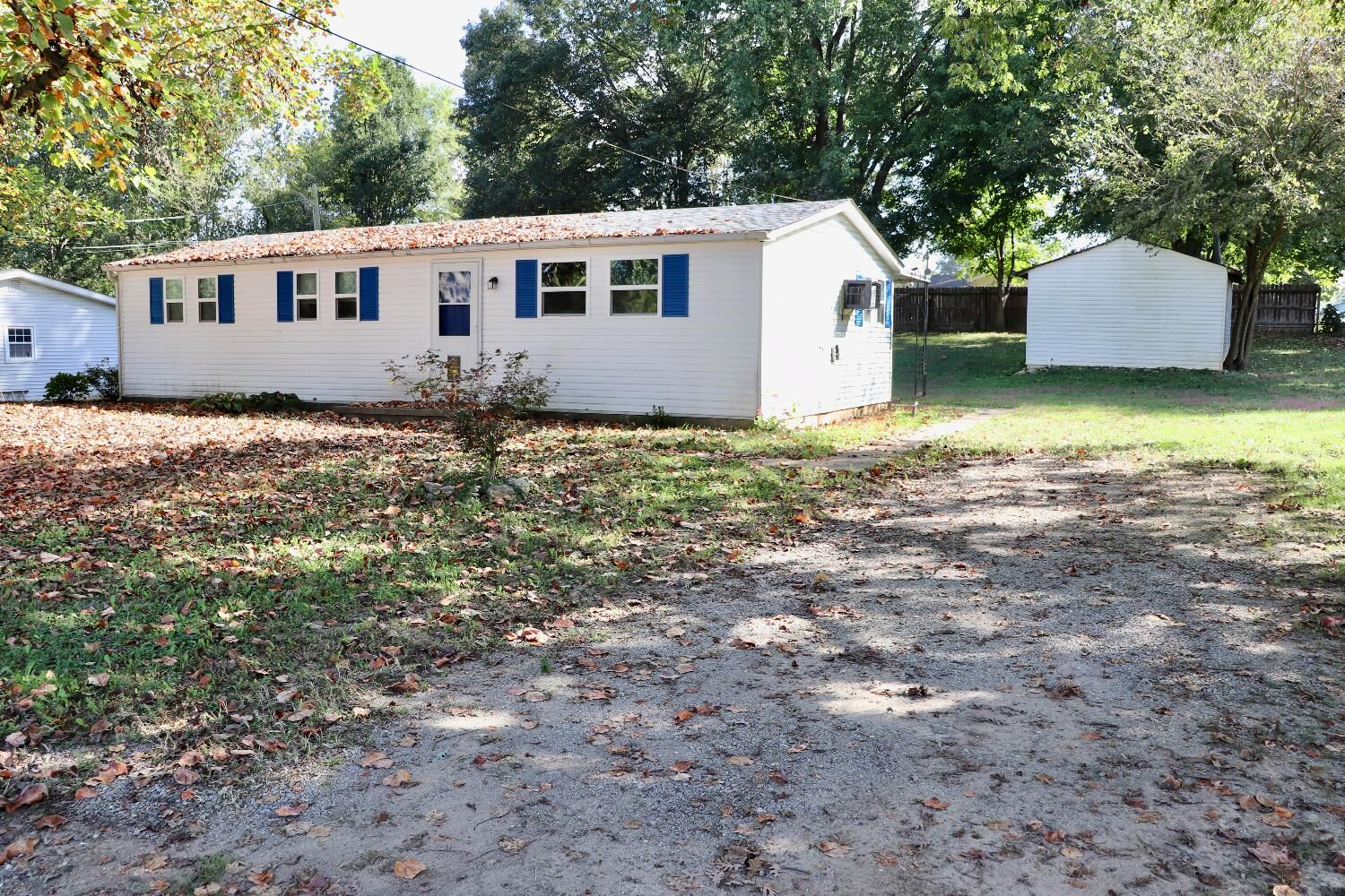 Property Photo:  732 Margaret Avenue  IN 47040 